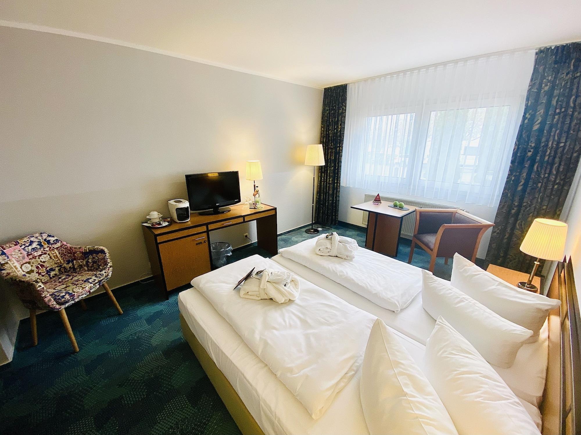 Airport Hotel Erfurt Buitenkant foto