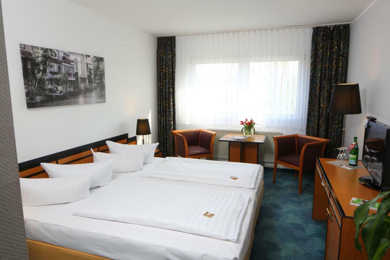 Airport Hotel Erfurt Buitenkant foto