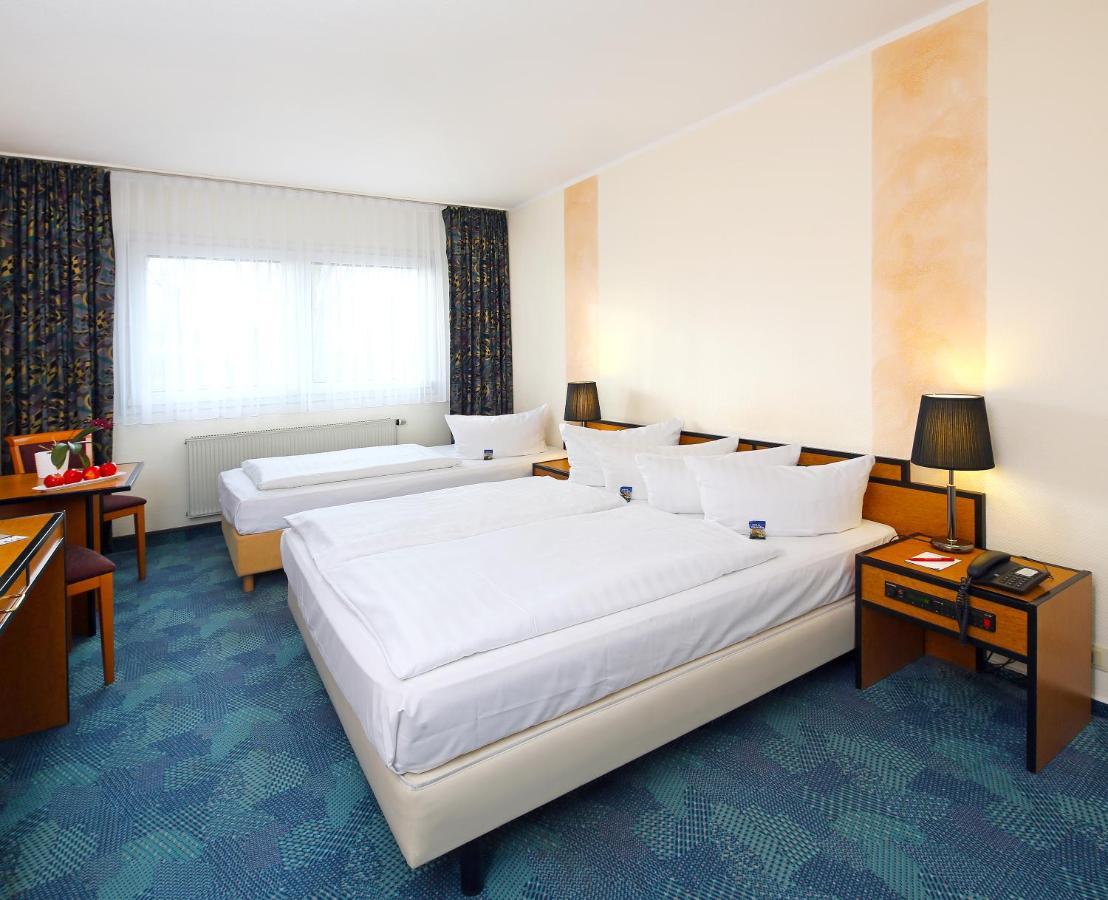 Airport Hotel Erfurt Buitenkant foto